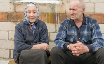 Moji su mislili da se dedi priviđaju stvari i da postaje dementan, zbog toga je pio šaku lekova: Kad je umro, baka mi slučajno otkrila razarajuću istinu Moji su mislili da se dedi priviđaju stvari i da postaje dementan, zbog toga je pio šaku lekova: Kad je umro, baka mi slučajno otkrila razarajuću istinu