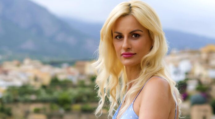 Mudra žena je sama sebi dovoljna – Istinski plemenite i pametne žene krasi 9 osobina Mudra žena je sama sebi dovoljna – Istinski plemenite i pametne žene krasi 9 osobina