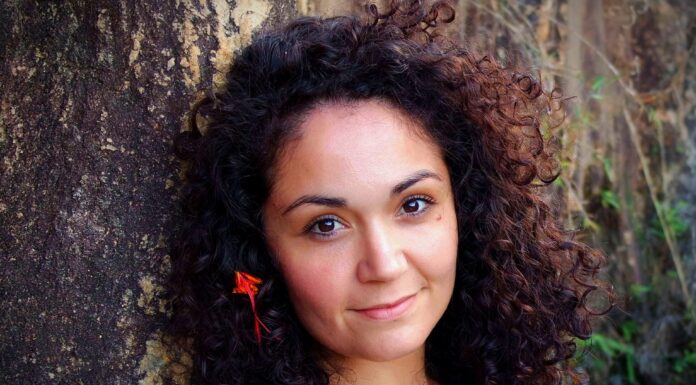 Mudra žena nikada nije ljubomorna – ” Ona shvata da se bez muškarca život ne završava” Mudra žena nikada nije ljubomorna – ” Ona shvata da se bez muškarca život ne završava”