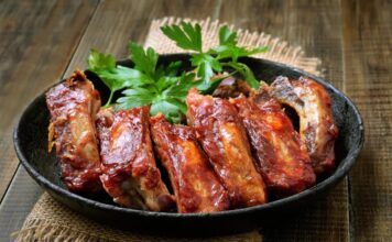 Najukusnija jela za Svetu Petku: Od svinjskih rebaraca, paprika punjenih pasuljem, do najkremastijih belik kocki Najukusnija jela za Svetu Petku: Od svinjskih rebaraca, paprika punjenih pasuljem, do najkremastijih belik kocki