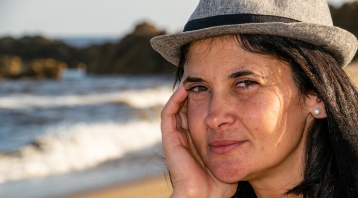 Nezavisna žena nije ona koja je sama – Već koja sama plaća svoje račune: 5 pokazatelja jake žene Nezavisna žena nije ona koja je sama – Već koja sama plaća svoje račune: 5 pokazatelja jake žene