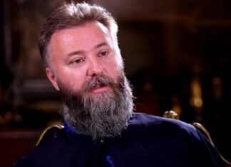 Otac Predrag Popović otkrio koji je najveći grijeh domaćina na dan slave: To je šamar svetitelju Otac Predrag Popović otkrio koji je najveći grijeh domaćina na dan slave: To je šamar svetitelju