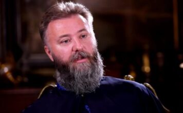 Otac Predrag Popović otkrio koji je najveći grijeh domaćina na dan slave: To je šamar svetitelju Otac Predrag Popović otkrio koji je najveći grijeh domaćina na dan slave: To je šamar svetitelju