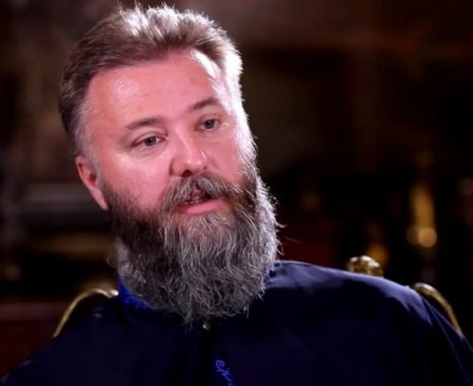 Otac Predrag Popović otkrio koji je najveći grijeh domaćina na dan slave: To je šamar svetitelju Otac Predrag Popović otkrio koji je najveći grijeh domaćina na dan slave: To je šamar svetitelju