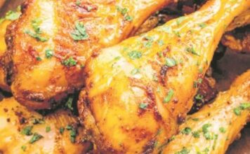 OVO JE NAJBOLJI RECEPT ZA BATAKE:Prije stavljanja u rernu,sa mesom uradite JEDNU STVAR OVO JE NAJBOLJI RECEPT ZA BATAKE:Prije stavljanja u rernu,sa mesom uradite JEDNU STVAR