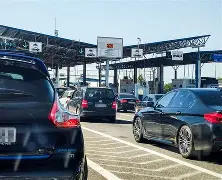 Počeo novi režim ulaska u EU: Haos na granicama, kilometarske kolone i čekanja po nekoliko sati! Počeo novi režim ulaska u EU: Haos na granicama, kilometarske kolone i čekanja po nekoliko sati!