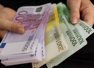 Početak zlatne ere: Ove znakove u narednih 5 godina čeka izobilje novca i sreće Početak zlatne ere: Ove znakove u narednih 5 godina čeka izobilje novca i sreće