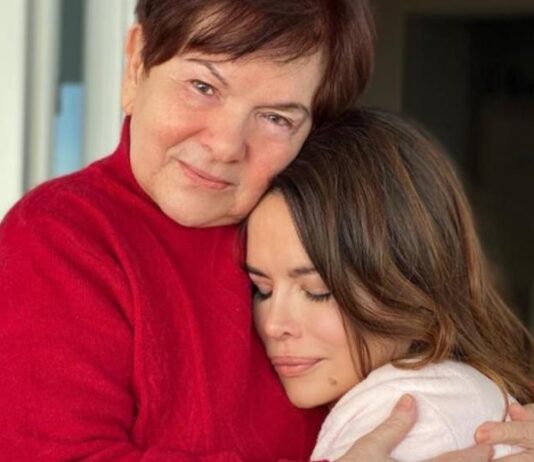 Pogledajte kako je izgledao Severinin otac: Fanovi u šoku zbog sličnosti s njenim sinom Pogledajte kako je izgledao Severinin otac: Fanovi u šoku zbog sličnosti s njenim sinom