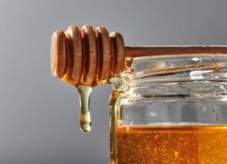 Pomaže li med stvarno kad nas boli grlo ili je to samo mit? Pomaže li med stvarno kad nas boli grlo ili je to samo mit?