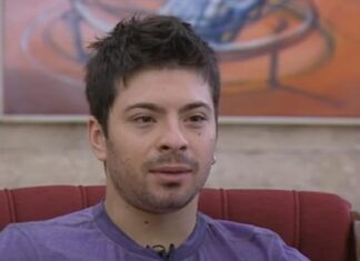 Poslednju poruku pre smrti Toše Proeski je poslao svojoj najvećoj ljubavi, a ona je danas još lepša i uspešnija: Ovo je retko ko znao o čuvenom pevaču Poslednju poruku pre smrti Toše Proeski je poslao svojoj najvećoj ljubavi, a ona je danas još lepša i uspešnija: Ovo je retko ko znao o čuvenom pevaču