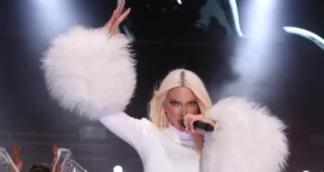 POSLUŠAJTE KAKO KARLEUŠA PJEVA PRIJOVIĆKIN HIT Mreže se usijale, komentari samo pljušte, iznenadila je sve! (VIDEO) POSLUŠAJTE KAKO KARLEUŠA PJEVA PRIJOVIĆKIN HIT Mreže se usijale, komentari samo pljušte, iznenadila je sve! (VIDEO)