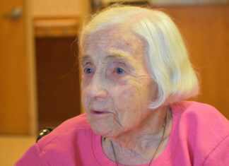 “Presvlačila sam mu pelene, kupala ga, a on sve ostavio deci iz prvog braka”: O baku Sonju se suprug neviđeno ogrešio “Presvlačila sam mu pelene, kupala ga, a on sve ostavio deci iz prvog braka”: O baku Sonju se suprug neviđeno ogrešio