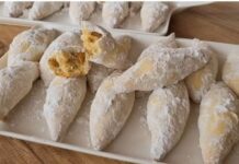 PRHKI KEKSIĆI SA ORASIMA – mirisni, hrskavi i tope se u ustima Savršeni uz šoljicu kafe ili čaja, a još bolji kad se podijele s najmilijima PRHKI KEKSIĆI SA ORASIMA – mirisni, hrskavi i tope se u ustima Savršeni uz šoljicu kafe ili čaja, a još bolji kad se podijele s najmilijima