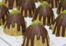 RECEPT ZA 5-MINUTNI DESERT SA SAMO NEKOLIKO SASTOJAKA! 🍫🍓 Brzo, jednostavno i neodoljivo! 😋