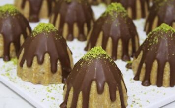 RECEPT ZA 5-MINUTNI DESERT SA SAMO NEKOLIKO SASTOJAKA! 🍫🍓 Brzo, jednostavno i neodoljivo! 😋