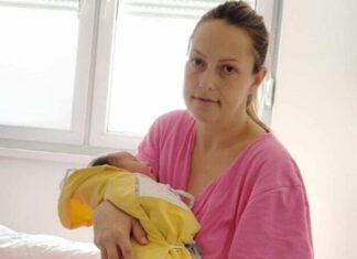 Stiglo “pojačanje”: Porodicu Prodić blagoslovilo rođenje petog sina Stiglo “pojačanje”: Porodicu Prodić blagoslovilo rođenje petog sina