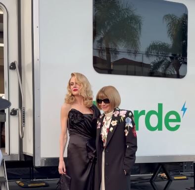 Svet je stao za trenutak kada je Nikol Kidman prošetala u haljini sa šlicom na “Vog” događaju: Poslala Kitu Urbanu jasnu poruku – lepšu nećeš naći Svet je stao za trenutak kada je Nikol Kidman prošetala u haljini sa šlicom na "Vog" događaju: Poslala Kitu Urbanu jasnu poruku - lepšu nećeš naći