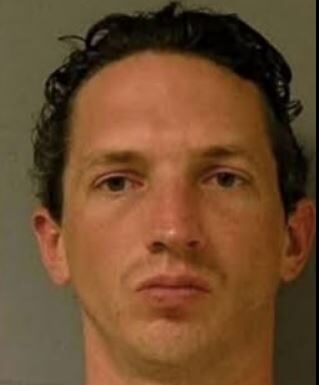 Tražili su nestalu ćerku pa dobili njenu fotografiju i zahtev za otkup: Ono što se krilo iza te slike slama srce, a identitet otmičara ledi krv Tražili su nestalu ćerku pa dobili njenu fotografiju i zahtev za otkup: Ono što se krilo iza te slike slama srce, a identitet otmičara ledi krv