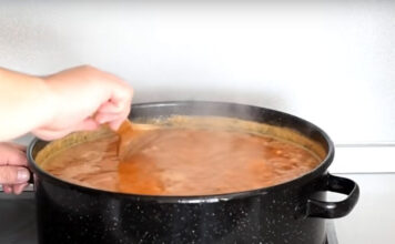 Uvijek rado viđen na trpezi: Jednostavan recept za POSNI PASULJ NA VODI koji mnogi obožavaju Uvijek rado viđen na trpezi: Jednostavan recept za POSNI PASULJ NA VODI koji mnogi obožavaju