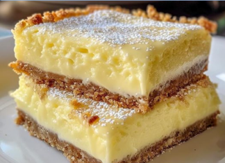 VANILIJA KOCKE S KREMOM – nježne, mirisne i topive u ustima 😍✨ Savršen spoj mekog biskvita i svilenkaste kreme koji osvaja na prvi zalogaj 💛