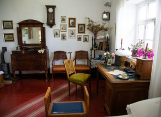 Veruje se da ove navike donose siromaštvo u kuću, a da toga nismo ni svesni Veruje se da ove navike donose siromaštvo u kuću, a da toga nismo ni svesni