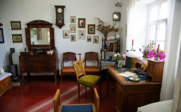 Veruje se da ove navike donose siromaštvo u kuću, a da toga nismo ni svesni Veruje se da ove navike donose siromaštvo u kuću, a da toga nismo ni svesni