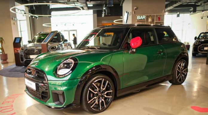 Više od 750.000 posetilaca uživalo u spektaklu Galerije Automobila Srbije 2025 powered by AIKLeasing! Više od 750.000 posetilaca uživalo u spektaklu Galerije Automobila Srbije 2025 powered by AIKLeasing!