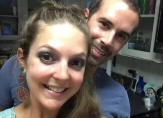 Vratio sam se s posla i zatekao svoju ženu na svom 15-godišnjem sinu u akciji: Kad sam čuo razlog, zanemeo sam od šoka Vratio sam se s posla i zatekao svoju ženu na svom 15-godišnjem sinu u akciji: Kad sam čuo razlog, zanemeo sam od šoka