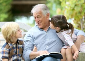 3 greške u ponašanju baka i deka prema unucima koje mogu ostaviti velike posledice na njih kada odrastu 3 greške u ponašanju baka i deka prema unucima koje mogu ostaviti velike posledice na njih kada odrastu
