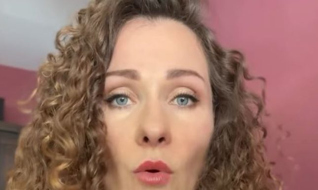 6 znakova koji razlikuju glupu od pametne osobe: Odmah ćete nepogrešivo znati sa kim imate posla, tvrdi poznati psihoterapeut 6 znakova koji razlikuju glupu od pametne osobe: Odmah ćete nepogrešivo znati sa kim imate posla, tvrdi poznati psihoterapeut