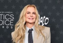 7 stvari koje sve žene nose, a muškarce baš odbijaju i uopšte im nisu privlačne: Posebnu ovu nikako ne vole da vide na dami 7 stvari koje sve žene nose, a muškarce baš odbijaju i uopšte im nisu privlačne: Posebnu ovu nikako ne vole da vide na dami