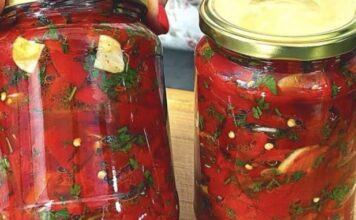 Bez 50 tegli ne čekam zimu…Pečene paprike sa belim lukom, najukusnija zimnica Bez 50 tegli ne čekam zimu…Pečene paprike sa belim lukom, najukusnija zimnica