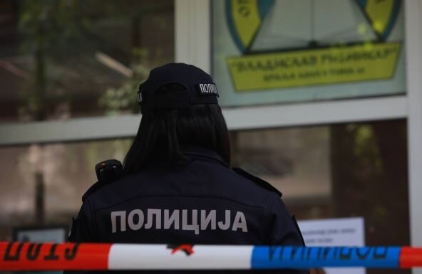 Bilo mi je žao stare bake iz komšiluka pa sam joj s vremena na vreme pravila društvo: A onda se pojavila njena ćerka iz Nemačke i napravila mi pakao od života Bilo mi je žao stare bake iz komšiluka pa sam joj s vremena na vreme pravila društvo: A onda se pojavila njena ćerka iz Nemačke i napravila mi pakao od života