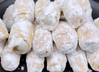 BOŽIĆNE KIFLE!!! Nestat će za 10 minuta! Prava bomba! Već dugo pratim ovaj recept! BOŽIĆNE KIFLE!!! Nestat će za 10 minuta! Prava bomba! Već dugo pratim ovaj recept!