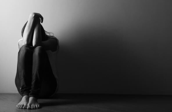 Ćerka otkrila da otac vara njenu mamu, pa je odlučila da se gorko osveti ljubavnici: Nije ni slutila da će dobiti 3 godine zatvora Ćerka otkrila da otac vara njenu mamu, pa je odlučila da se gorko osveti ljubavnici: Nije ni slutila da će dobiti 3 godine zatvora