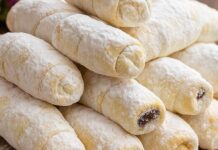 Domaćinske kiflice sa orasima – Najbolja kombinacija ukusa: Što duže stoje, to su ukusnije! Domaćinske kiflice sa orasima – Najbolja kombinacija ukusa: Što duže stoje, to su ukusnije!