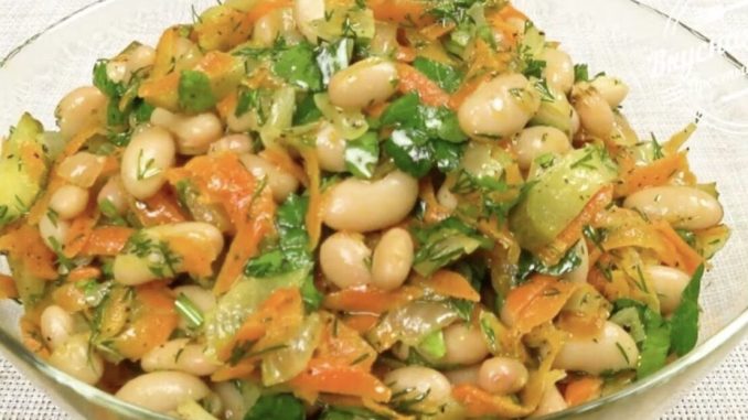 Ekonomična salata od graha… Idealna kao brz samostalan obrok ili prilog uz svako jelo… Ekonomična salata od graha… Idealna kao brz samostalan obrok ili prilog uz svako jelo…