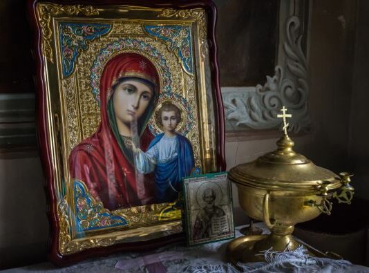 Evo zašto pravedni ljudi više pate od grešnika: Svetitelj otkrio iz kog razloga se dobre osobe suočavaju sa većim mukama i problemima od zlih Evo zašto pravedni ljudi više pate od grešnika: Svetitelj otkrio iz kog razloga se dobre osobe suočavaju sa većim mukama i problemima od zlih