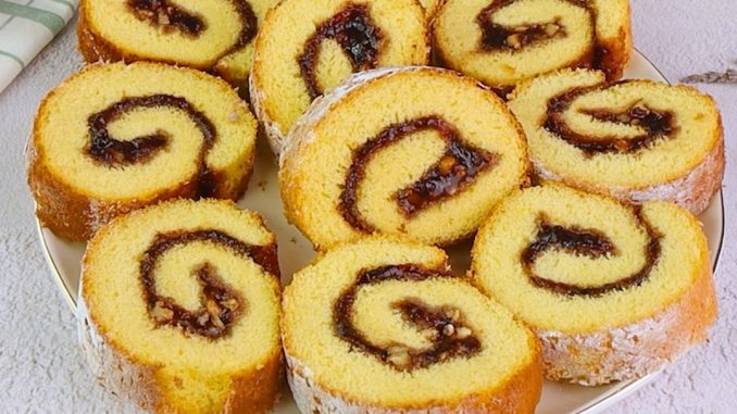 🍇✨ ROLAT SA DOMAĆIM DŽEMOM OD ŠLJIVA 😍 – SOČAN, MIRISAN I NEODOLJIVO UKUSAN! 🍰💜