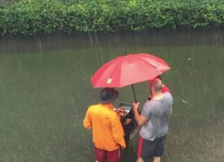 Fotka iz Bugarske izazvala je salve smijeha na mrežama, morate vidjeti što izvode ovi tipovi Fotka iz Bugarske izazvala je salve smijeha na mrežama, morate vidjeti što izvode ovi tipovi