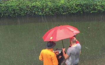 Fotka iz Bugarske izazvala je salve smijeha na mrežama, morate vidjeti što izvode ovi tipovi Fotka iz Bugarske izazvala je salve smijeha na mrežama, morate vidjeti što izvode ovi tipovi