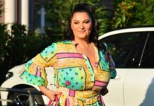 (FOTO) Jani muž ne da da smanji grudi “Ako mi vjerujete, više bih voljela da sam ravna kao daska” (FOTO) Jani muž ne da da smanji grudi “Ako mi vjerujete, više bih voljela da sam ravna kao daska”