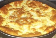 Izmešaj, izlij i peci… Brza PITA SA SIROM, priprema 5 minuta Izmešaj, izlij i peci… Brza PITA SA SIROM, priprema 5 minuta