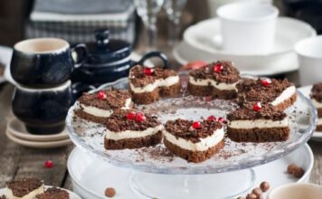 Kad sam otkrila mužu šta mi je rekla njegova koleginica dobila je momentalni otkaz: Onda sam čula šta je pričala iza mojih leđa i ne kajem se ni malo Kad sam otkrila mužu šta mi je rekla njegova koleginica dobila je momentalni otkaz: Onda sam čula šta je pričala iza mojih leđa i ne kajem se ni malo