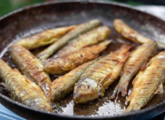 Kako da riba bude besprekorno pržena, a da ne upije ni kap ulja: Hrskava spolja, a sočna iznutra Kako da riba bude besprekorno pržena, a da ne upije ni kap ulja: Hrskava spolja, a sočna iznutra