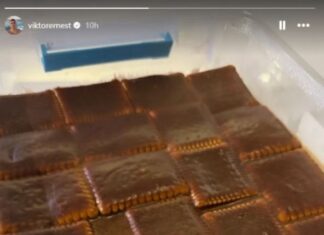 Keks torta po starinskom receptu Lepe Brene: Gotova je za pola sata Keks torta po starinskom receptu Lepe Brene: Gotova je za pola sata