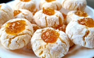 “Kolačići sa Narandžom 🍊 i Bademima – Ukusni Zalogaji sa Slatkim Džemom i Orašastim Ukusima 🍪”