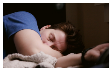 Liječnik otkrio trik za uspavljivanje u samo nekoliko minuta: ‘Ovo mi je promijenilo život’ Liječnik otkrio trik za uspavljivanje u samo nekoliko minuta: ‘Ovo mi je promijenilo život’