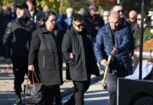 Marija Šerifović se potresnim govorom oprostila od oca Rajka Marija Šerifović se potresnim govorom oprostila od oca Rajka