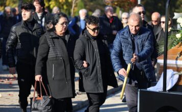 Marija Šerifović se potresnim govorom oprostila od oca Rajka Marija Šerifović se potresnim govorom oprostila od oca Rajka